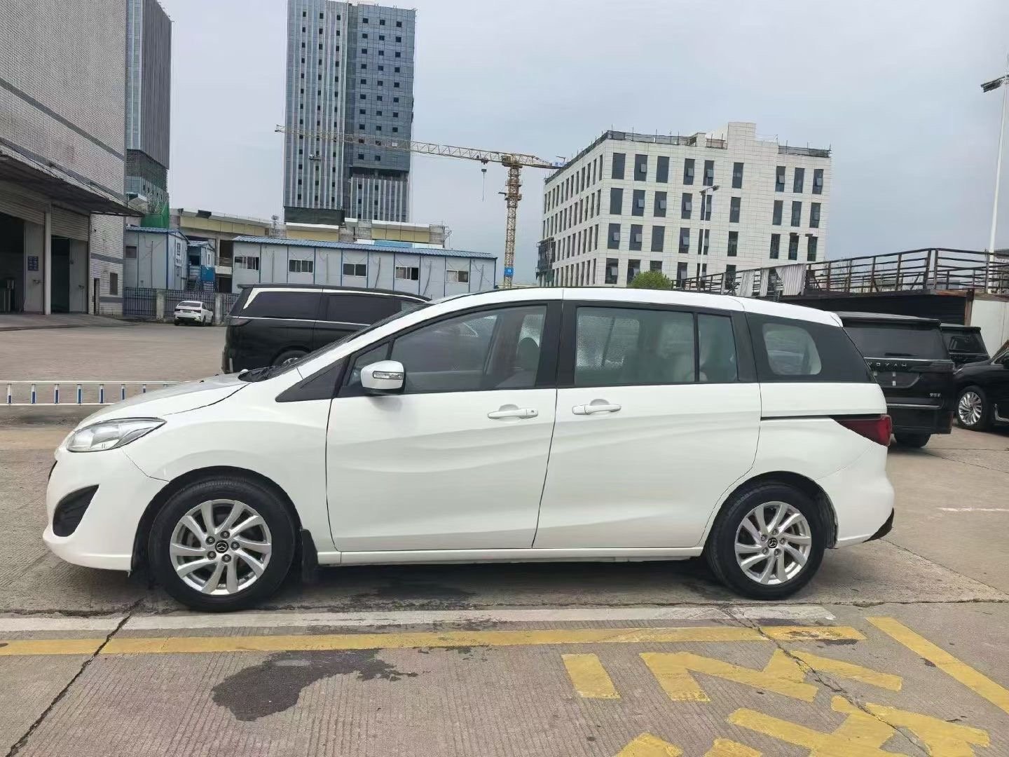 马自达5原装进口侧滑门MPV2014年上牌，2.0L匹配5AT变速箱！一手私