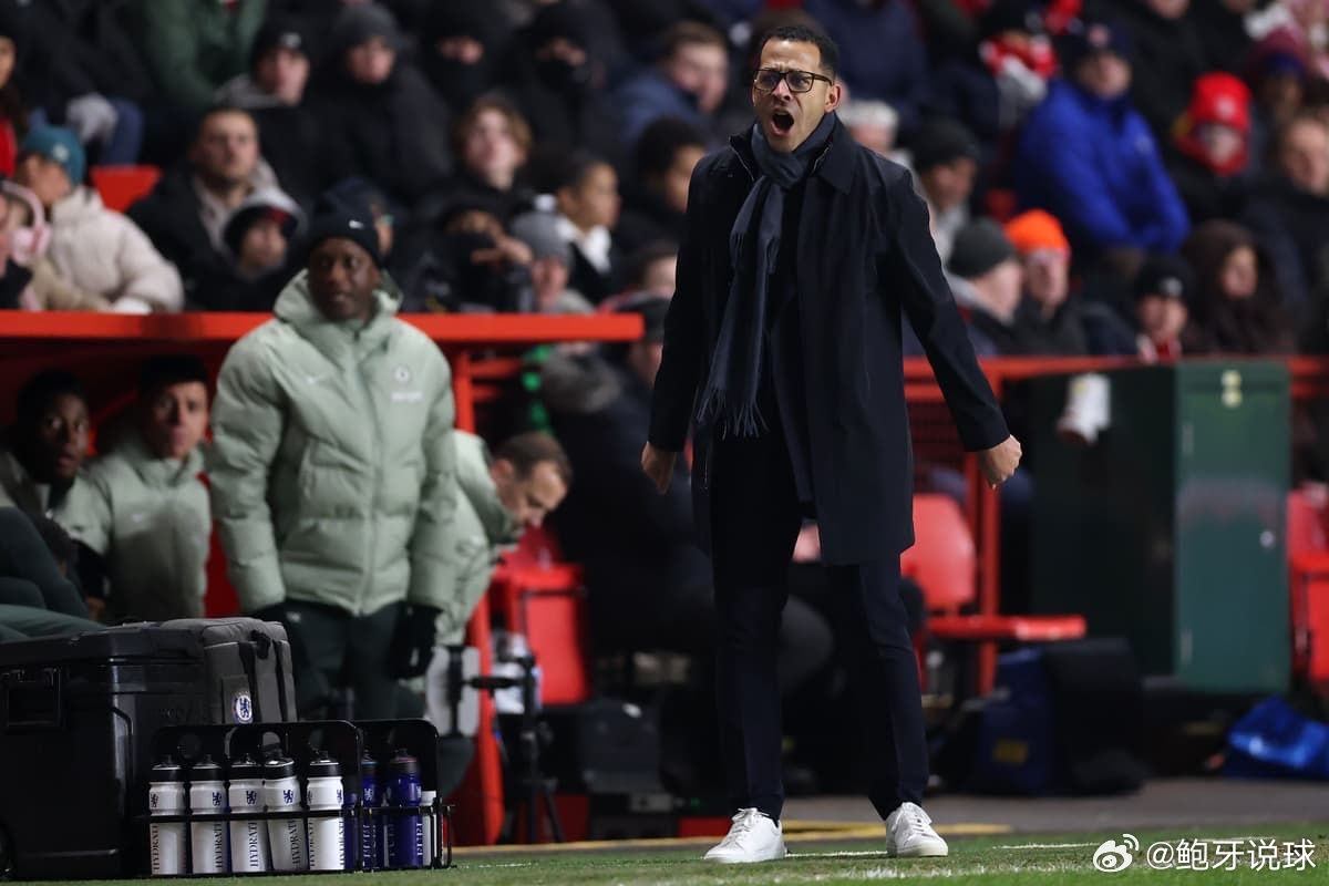 切尔西首秀失利，问题出现在细节层面切尔西在联赛杯半决赛首回合主场2–3负于阿