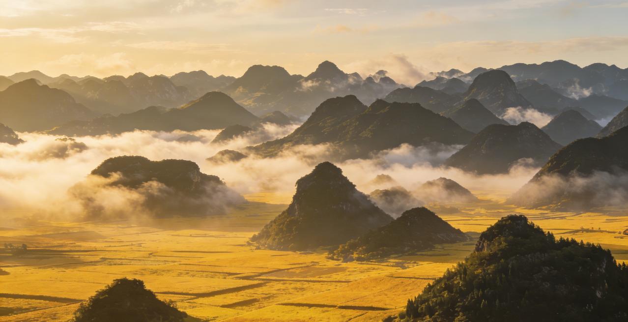 上联：千层高山千层雾，下联怎么对千顷良田千顷金