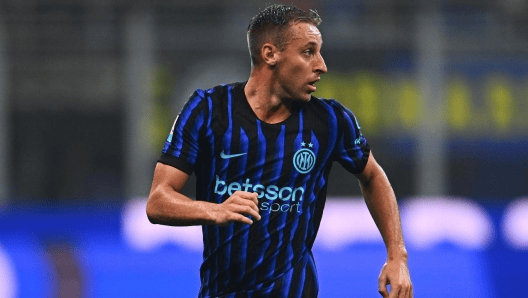 米体: 弗拉泰西肯定离队, 国米拿他+钱和尤文换图拉姆或能成