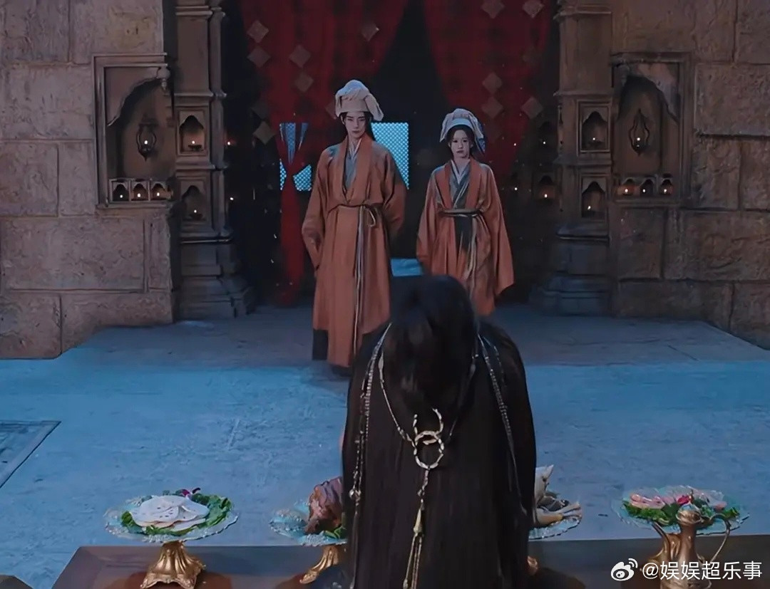 这妆造什么意思啊包上恩那么漂亮的脸