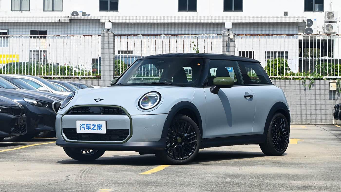 全新MINI更新上市! 不足30万, 三门精致外观, 搭载2.0T+7速双离合