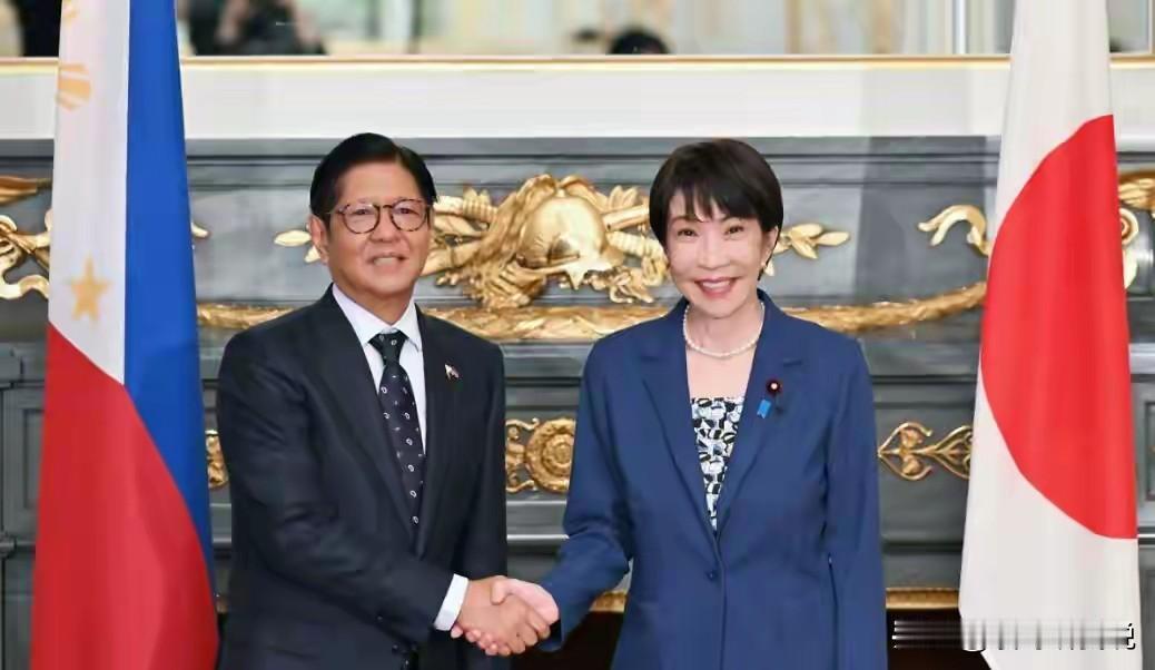 菲律宾总统小马科斯怎么也没有想到，自己才刚刚去日本进行了一次“高效且建设性”的访
