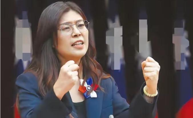 郑丽文极有可能成为中国国民党历史上最幸运的一任党主席。眼下中国的发展势头,简