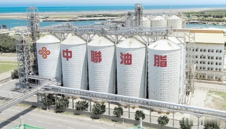台湾中联油脂一级致癌物事件，让台湾当局民进党骑虎难下！台湾中联油脂董事长蔡清