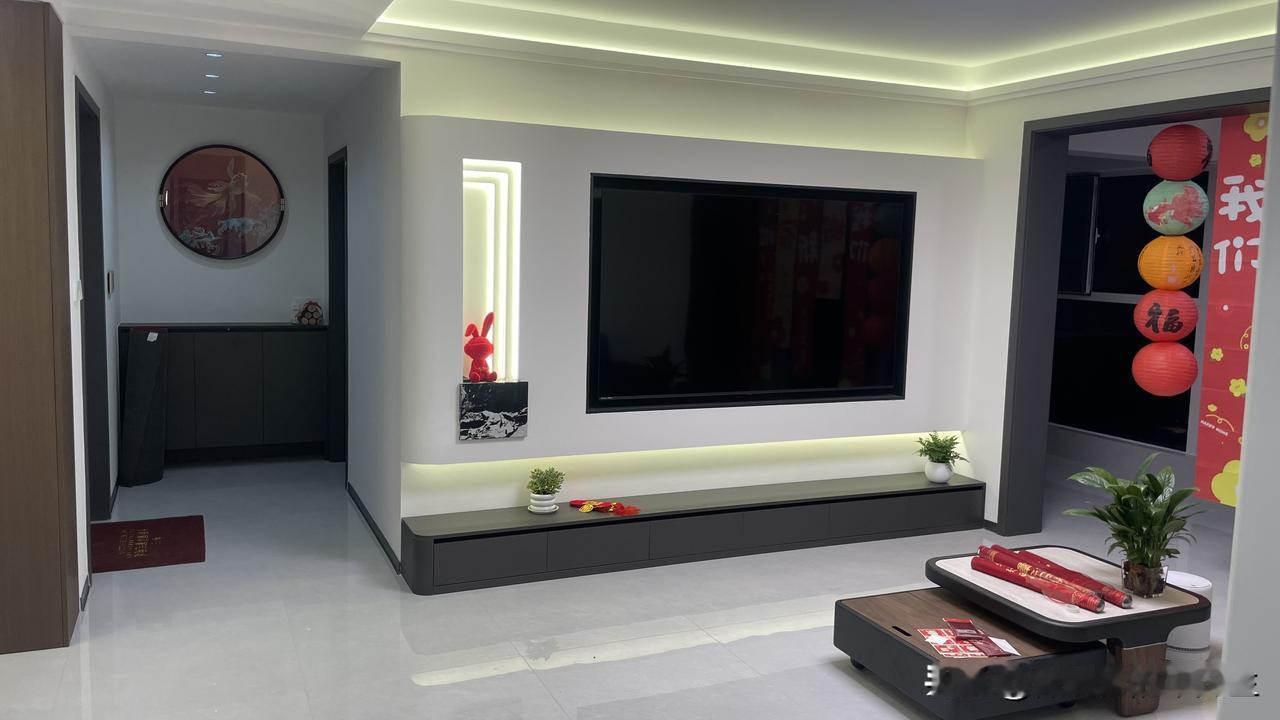 新家装修5个月终于完工了，马上要搬新家了。硬装花了10.8万元，整体装修也算是比