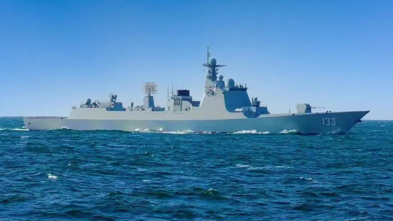 当林肯号因为锈迹斑斑成为国际笑话的时候，美媒却发现，中国军舰出海200多天，
