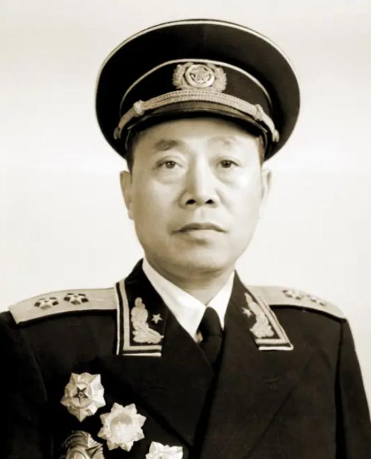 1967年，南京军区副司令员陶勇，溺亡在招待所的后院井中，遗体上还被打上黑叉，8