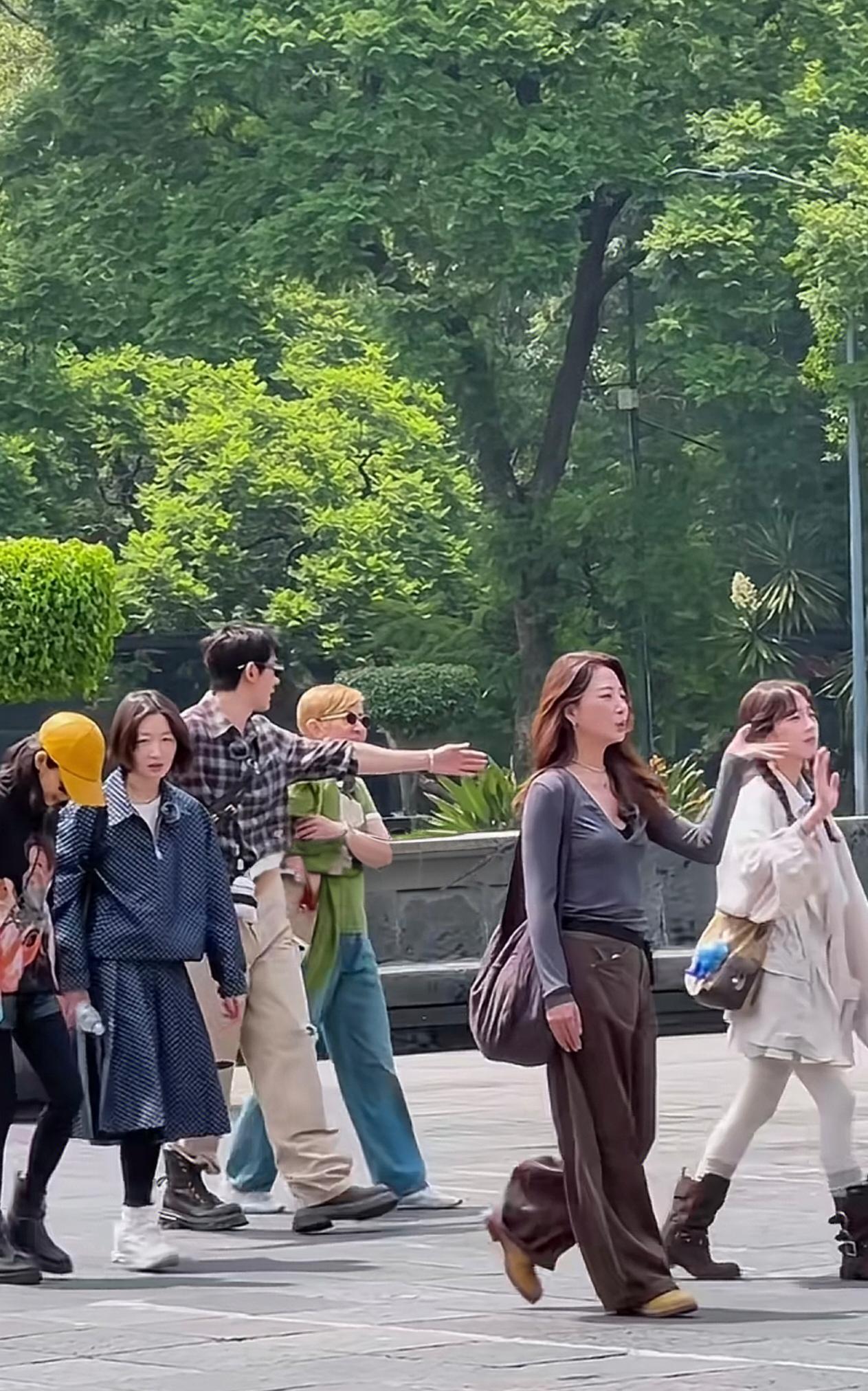 惊艳出圈！花少8墨西哥街头最新路透2026年7月6日，《花儿与少年8》墨西