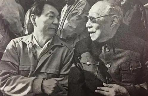 我觉得西部地区百姓最应该感谢朱镕基总理，在他担任国务院副总理期间主导了我国一项重