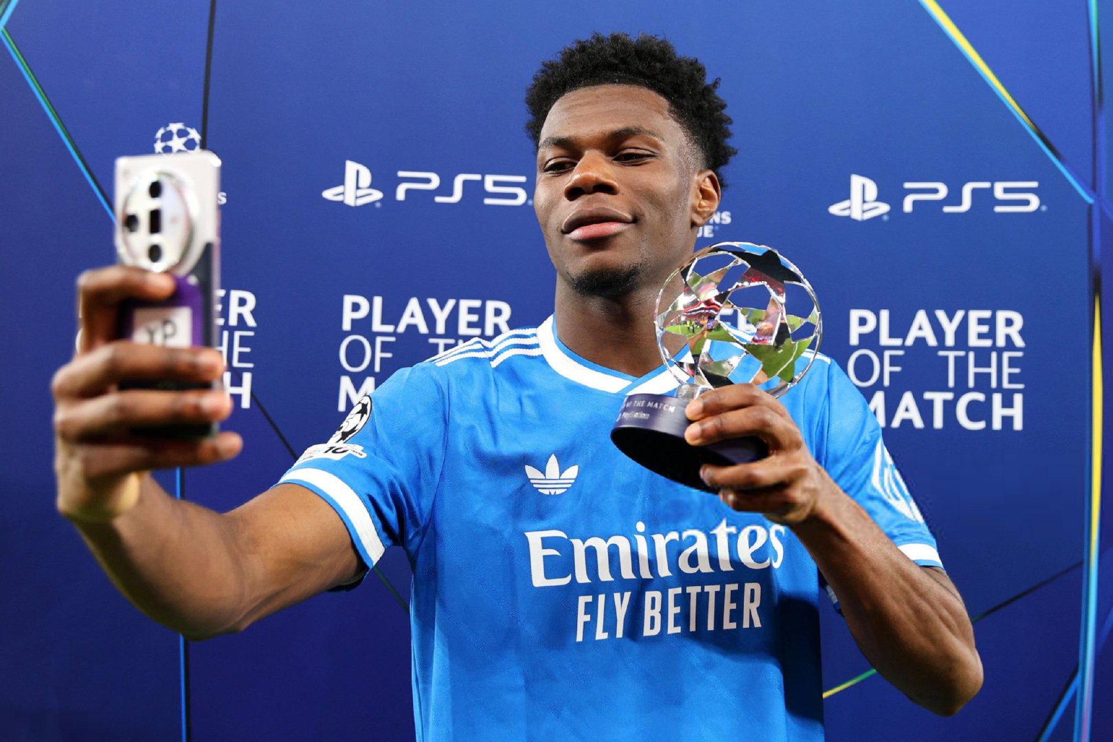 RubénMartín：楚阿梅尼今天做了体检，一切正常，并无大碍，只是有些不适