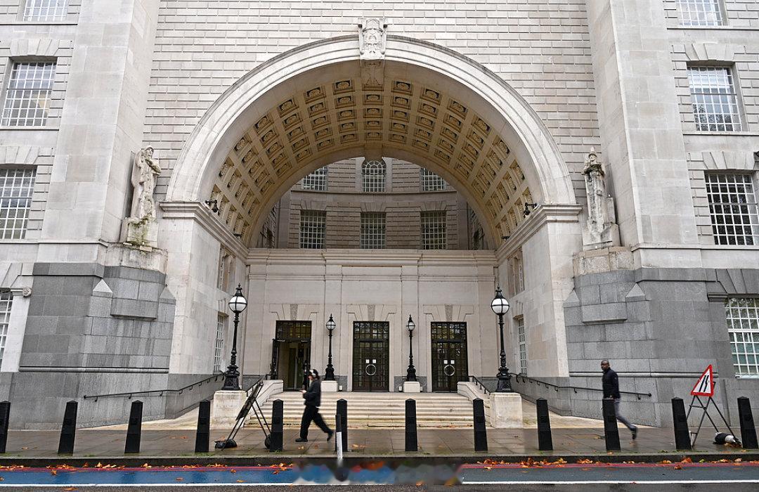 英国军情五处发布“谍报预警”宣称中国机构通过资助英国学者在AI、网络安全、隐蔽通信系统和密码学等领域