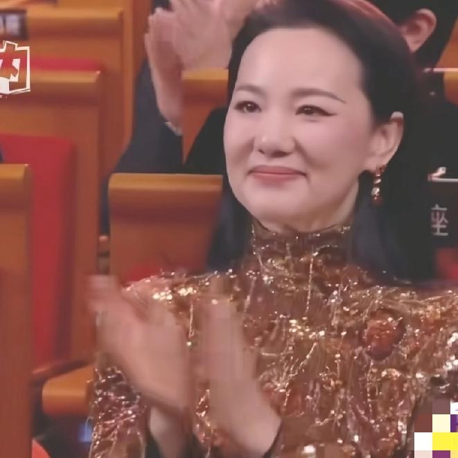 金鸡奖落下帷幕最意难平的不是观众，而是咏梅，当主持人念到获奖者是宋佳时，她脸
