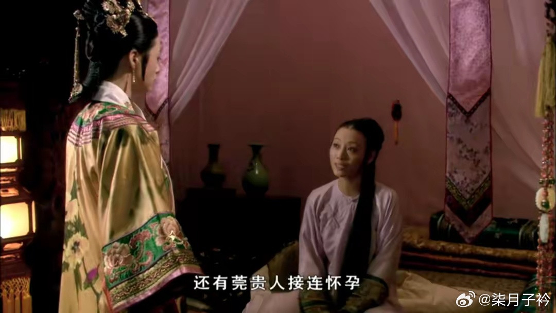 《甄嬛传》端妃不孕，看似全因华妃灌下红花报复。毕竟当年端妃遵皇上旨意，给华妃送去