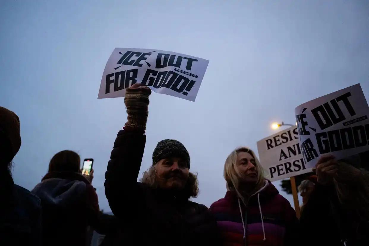 震撼！2026.1.30美政府再临停摆，两党内斗坑苦百姓谁能想到美国政府又双