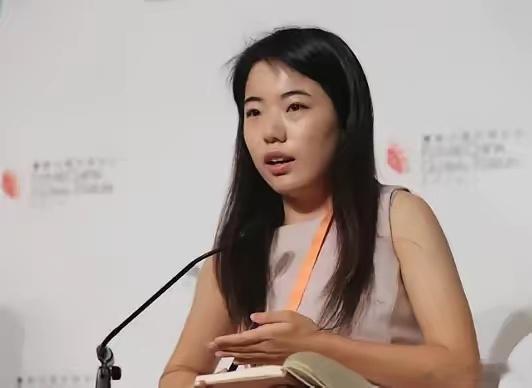蒋方舟高考语文分数曾引争议一点感叹，蒋方舟这样的人为啥“”招人恨”？🔹本科，高