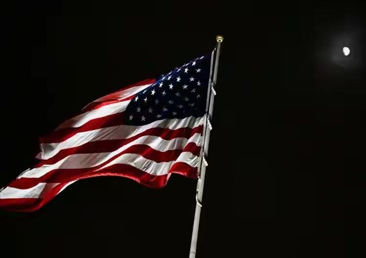 尘埃落定，特朗普通告全球，不能再冒犯中国，中等强国时代将开启没错，你没看错。