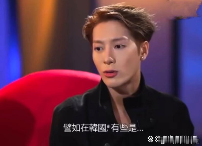 王嘉尔真敢说，自曝曾整骨，还表示30岁以后就开始做医美。