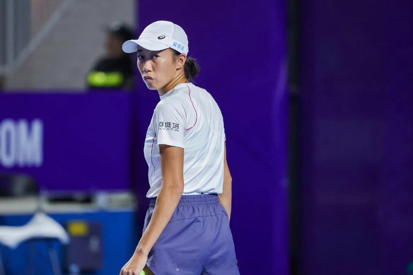 布里斯班WTA500资格赛决胜轮张帅🇨🇳首盘火力全开，6-1普雷斯顿🇦