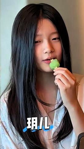 马筱梅直播说了些事，关于孩子，明星家庭，大家都在想，这到底是怎么一回事，表面看，