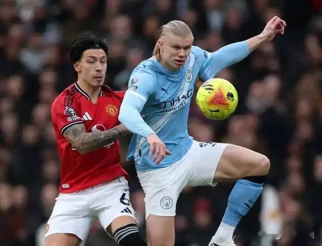 现在福登应该和b席轮换着用，搭档罗德里踢双后腰。分担出球和推进任务。发挥福