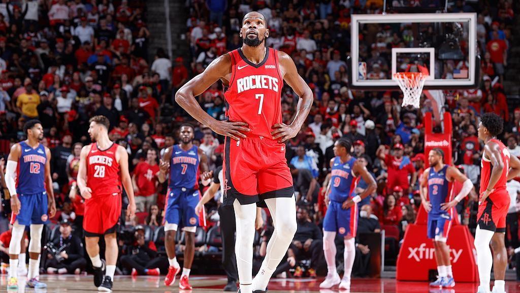 火箭需要控卫，实际有现成的，现在在快船的发展联盟球队里，埃尔弗里德佩顿，防守，