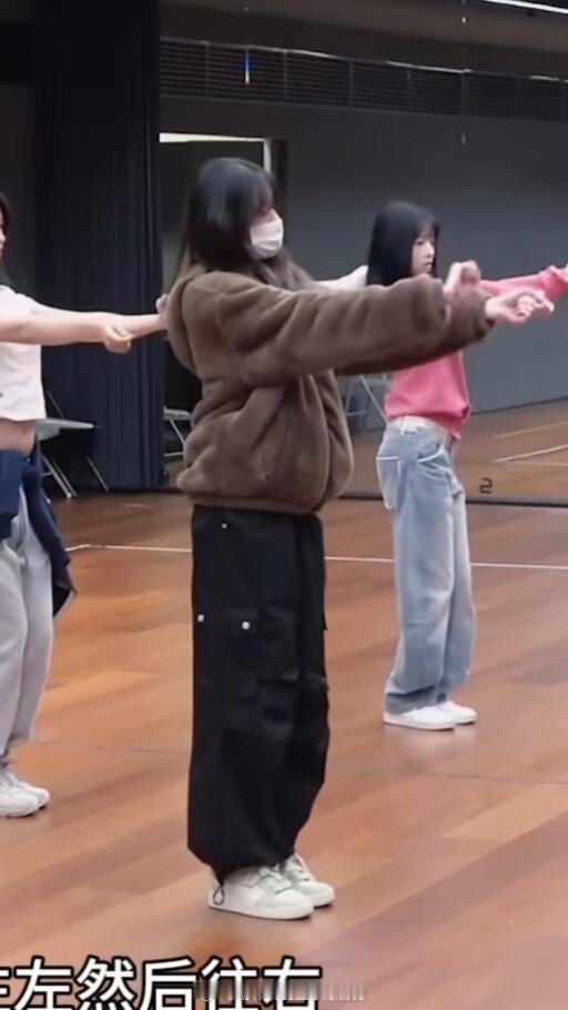 张元英练习室私服穿搭汇总怎么不是kpop界刘亦菲呢