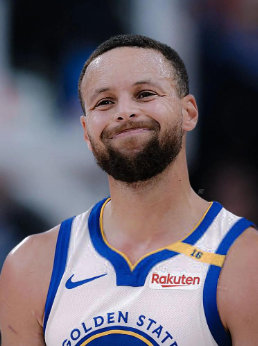 库里现在的摆脱能力已经下滑很多了，勇士要做的应该是给他减负，无球跑动对这个年龄的