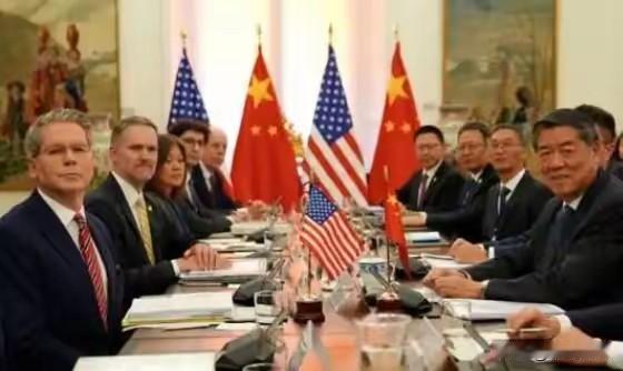 这简直就是一场单边挨揍的游戏，美国缺什么我们供应什么，中国缺什么美国卡你什么，照