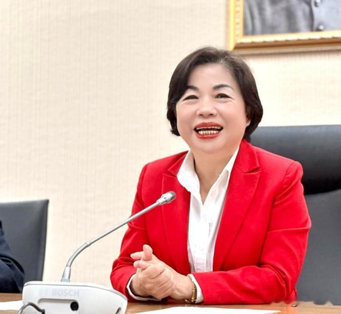 台中市长提名陷僵局杨琼璎为什么要拖到3月底？针对台中市长提名协调破局，国民