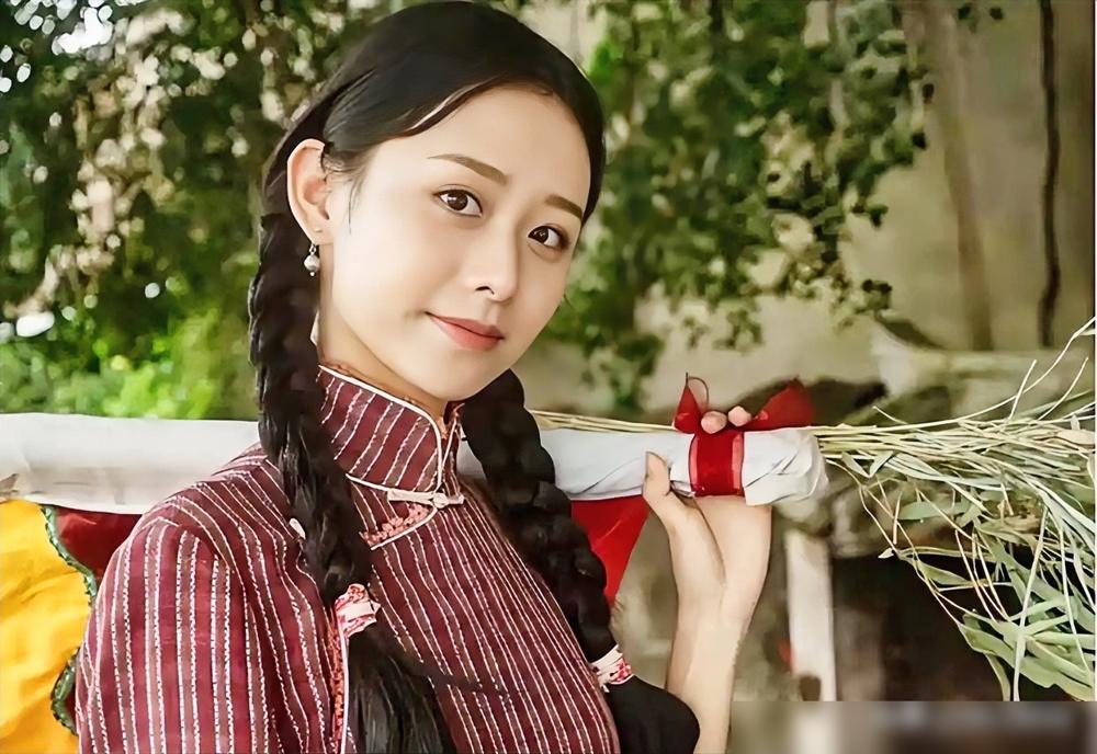 潮汕电影给阿嬷的情书热播，演女主之一的王晓慧是真的火了，可是看完电影，我有个疑问