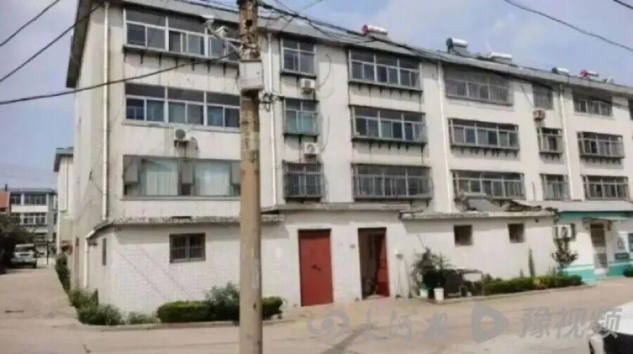 二十多年前一场村里旧房改造，让山东淄博淄川区西山社区宋家兄弟陷入长达多年的纠纷。