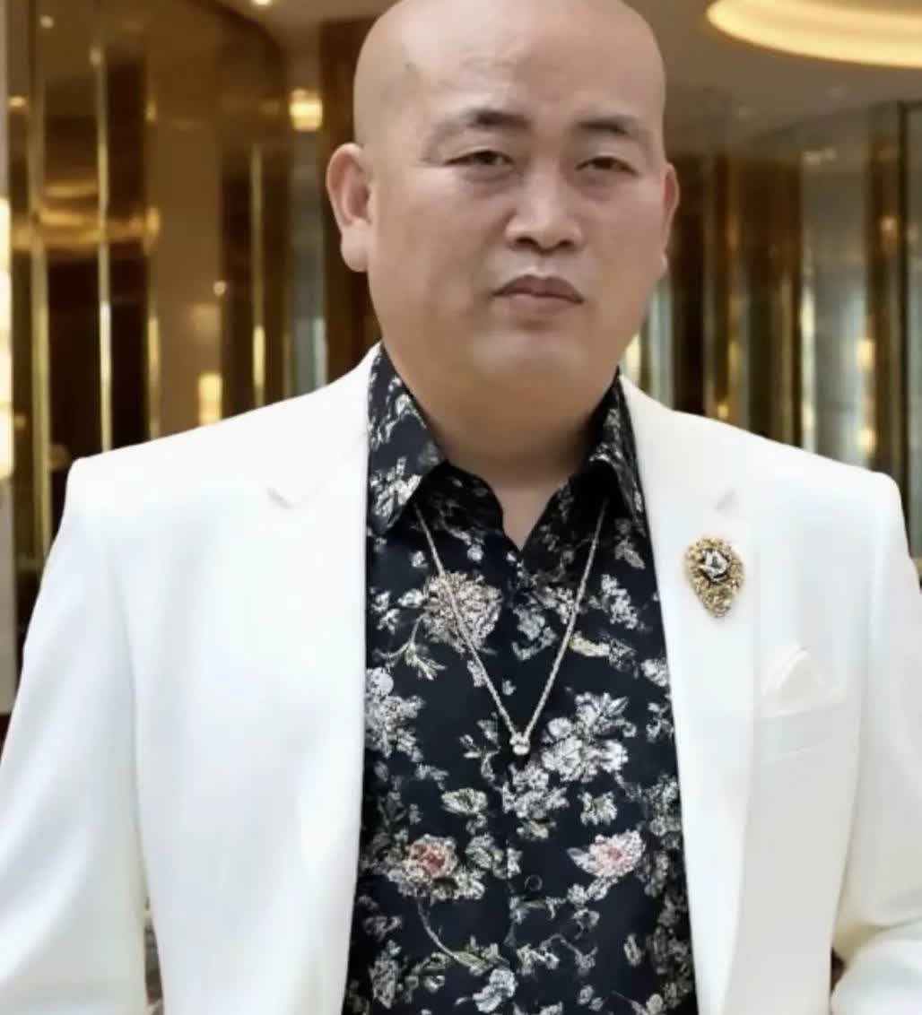 其实释永信完全可以解释的很圆满毕竟当初他刚去少林的时候少林就是几