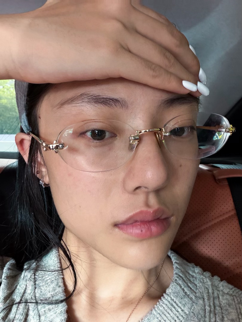 找到减肥大法了，就是读书早上一称88斤吓一大跳