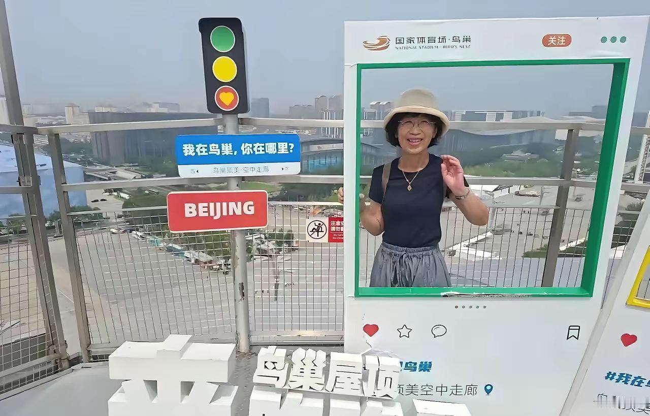 柯文哲老婆陈佩琪去北京旅游了一趟，回来直接呛声了——“去北京旅游怎么了？”别