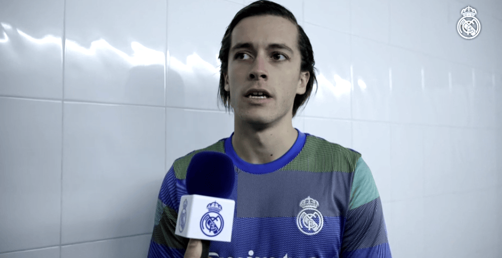 A费: 场上首先想到的是防守;在进攻端尽最大努力提供帮助