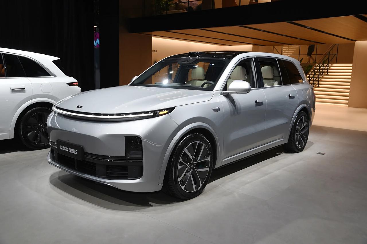 汽车销量快报：理想汽车7月累计交付30731辆，同比下滑40%最近一段时