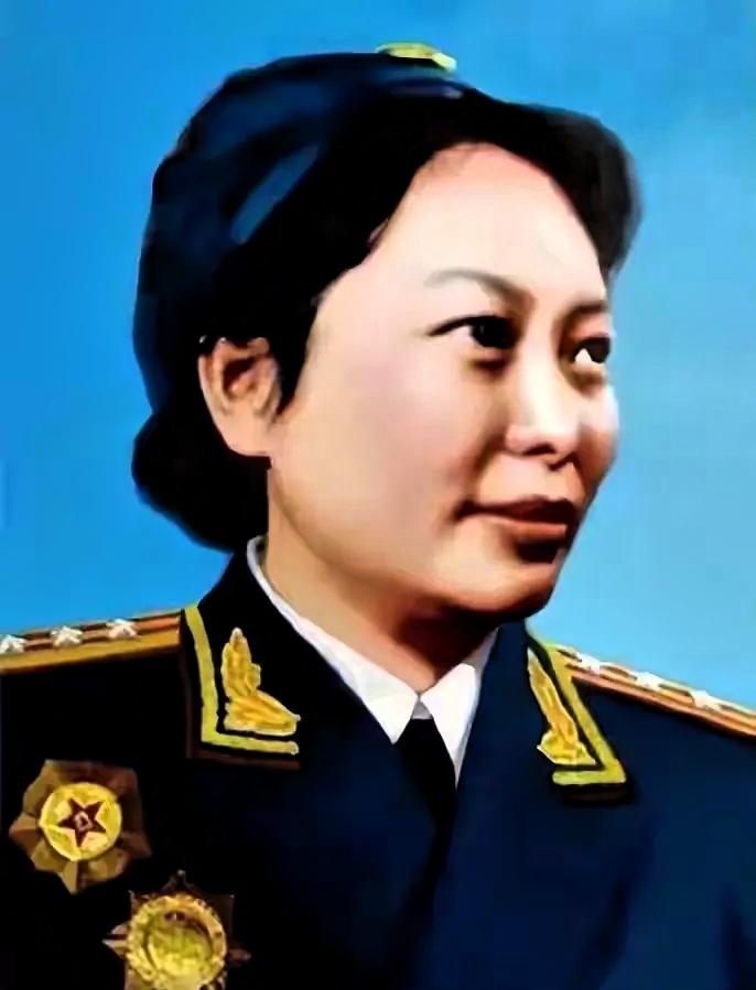 6岁传情报，12岁走完万里长征！她是长征中年龄最小的传奇女红军。王新兰出身
