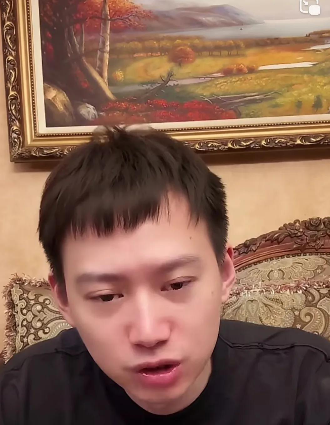 有人问周雨，你解说得那么好，为什么不去当教练？周雨说，我们解说得好并不一定适合
