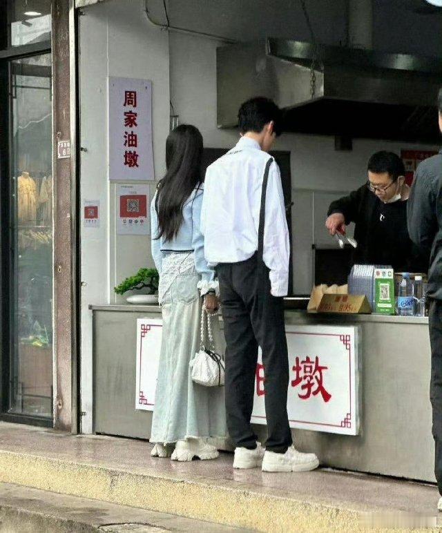 难哄拍早了？这才是心目中正版温以凡和桑延？到底啥样呀~难哄温以凡桑延​​