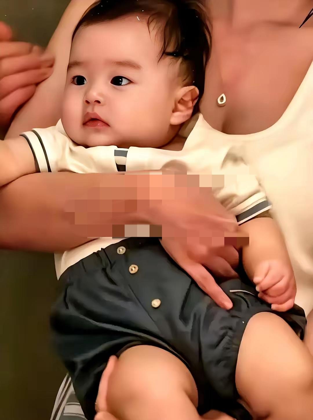 娱乐圈遗传有千万种模样，唯独马筱梅的遗传方式，让无数网友直呼太罕见！见过孩子随父