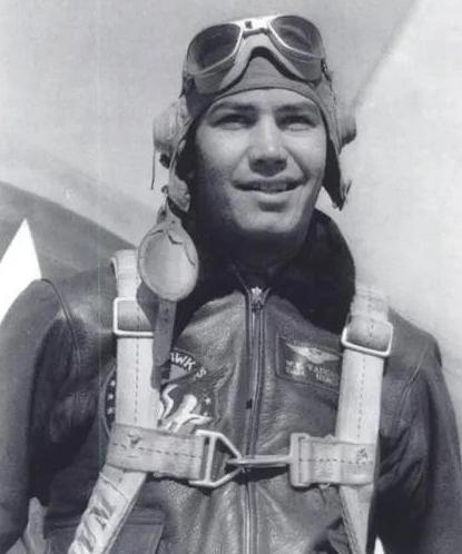 1945年5月，空袭日本本土的十几名美军飞行员被日军抓获，日酋横山勇下令处死其中