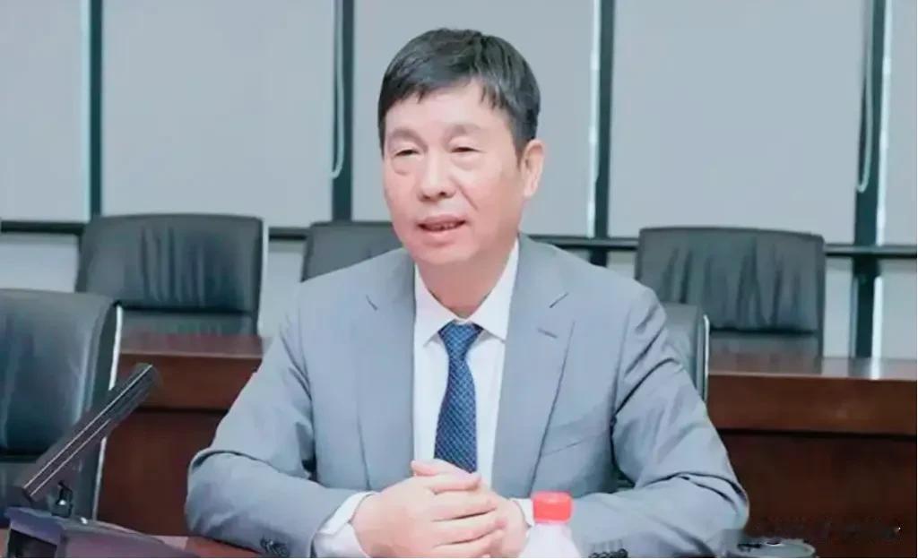 宜兴籍老板裴振华回老家宜兴投资了!出生于1959年的宜兴人裴振华