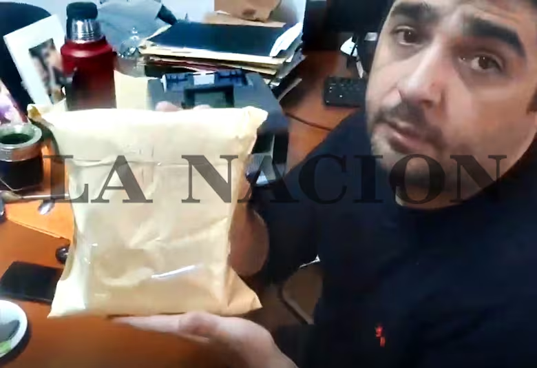 民族报揭AFA暗线运钞: 红酒箱背包运送现金, 单周超80万美元