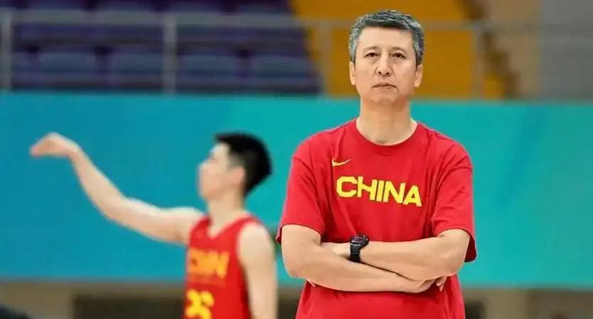中国男篮已经连续两届2020和2024奥运会没有进决赛圈了，要想在2028年洛杉