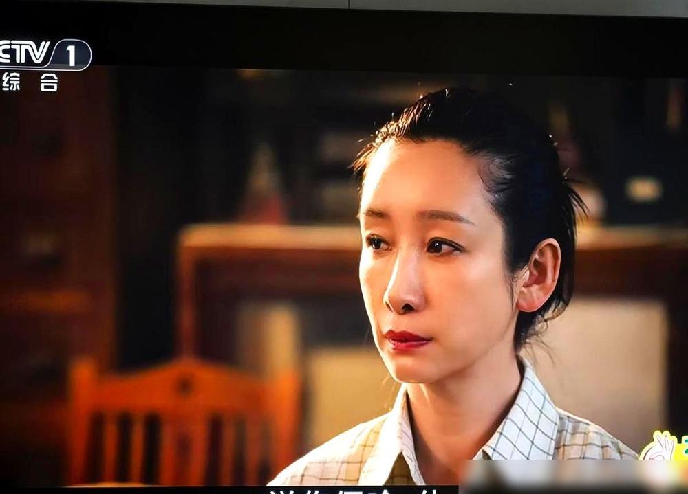 46岁，为演秦腔皇后在脸上打了20针肉毒，单针五千多，总价十万上下。戏还没播