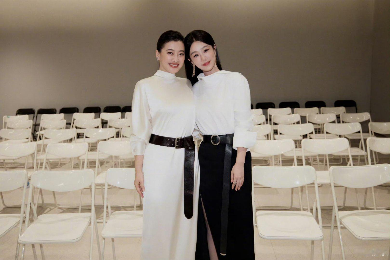 杨紫真诚格局获赞2026年金鹰奖颁奖典礼上演员杨紫虽与最佳女主角奖失之交臂但
