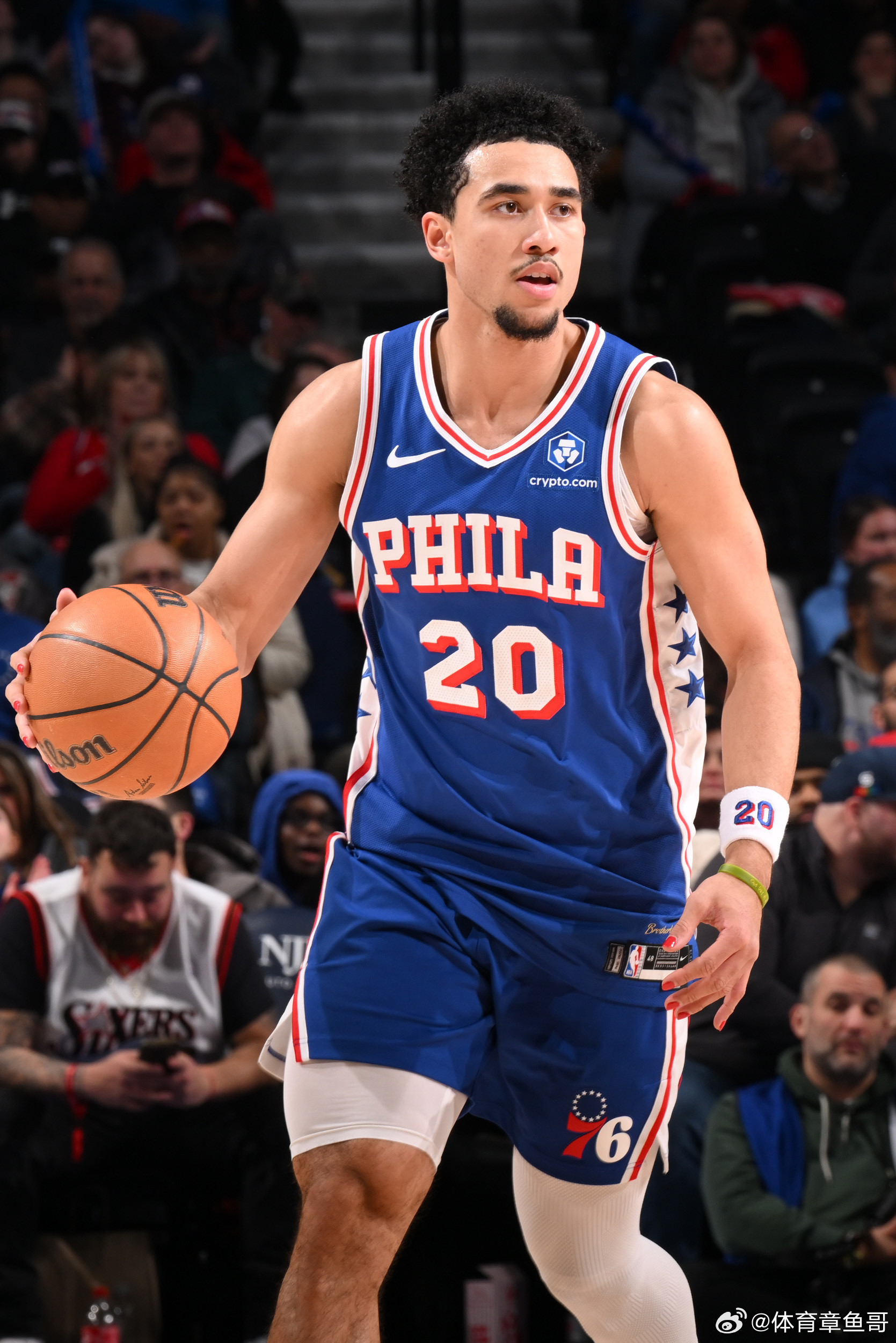 NBA76人队在麦凯恩的交易后引发的连锁反应简直疯狂……-选中拉巴隆·菲隆二