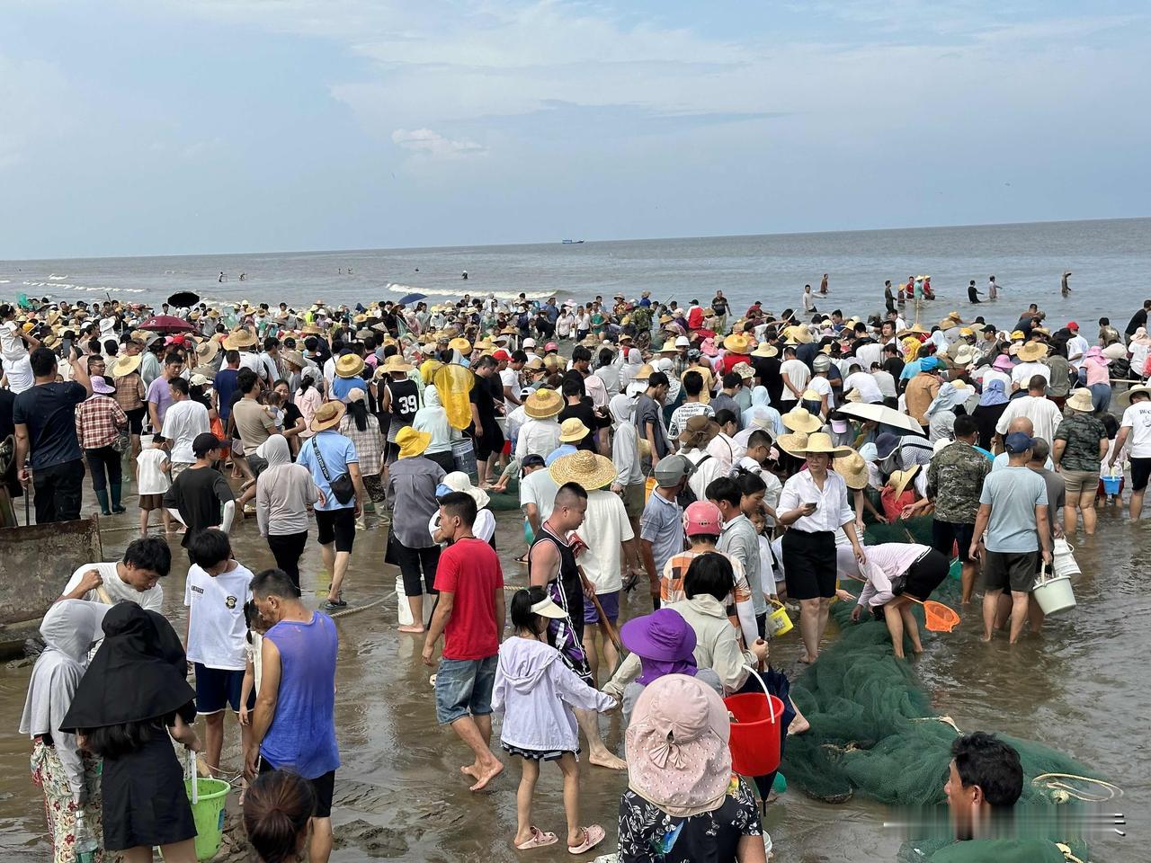 一年一度（2025）开海准备来啦，8月16号中午12点南海正式开海，南三岛久违的