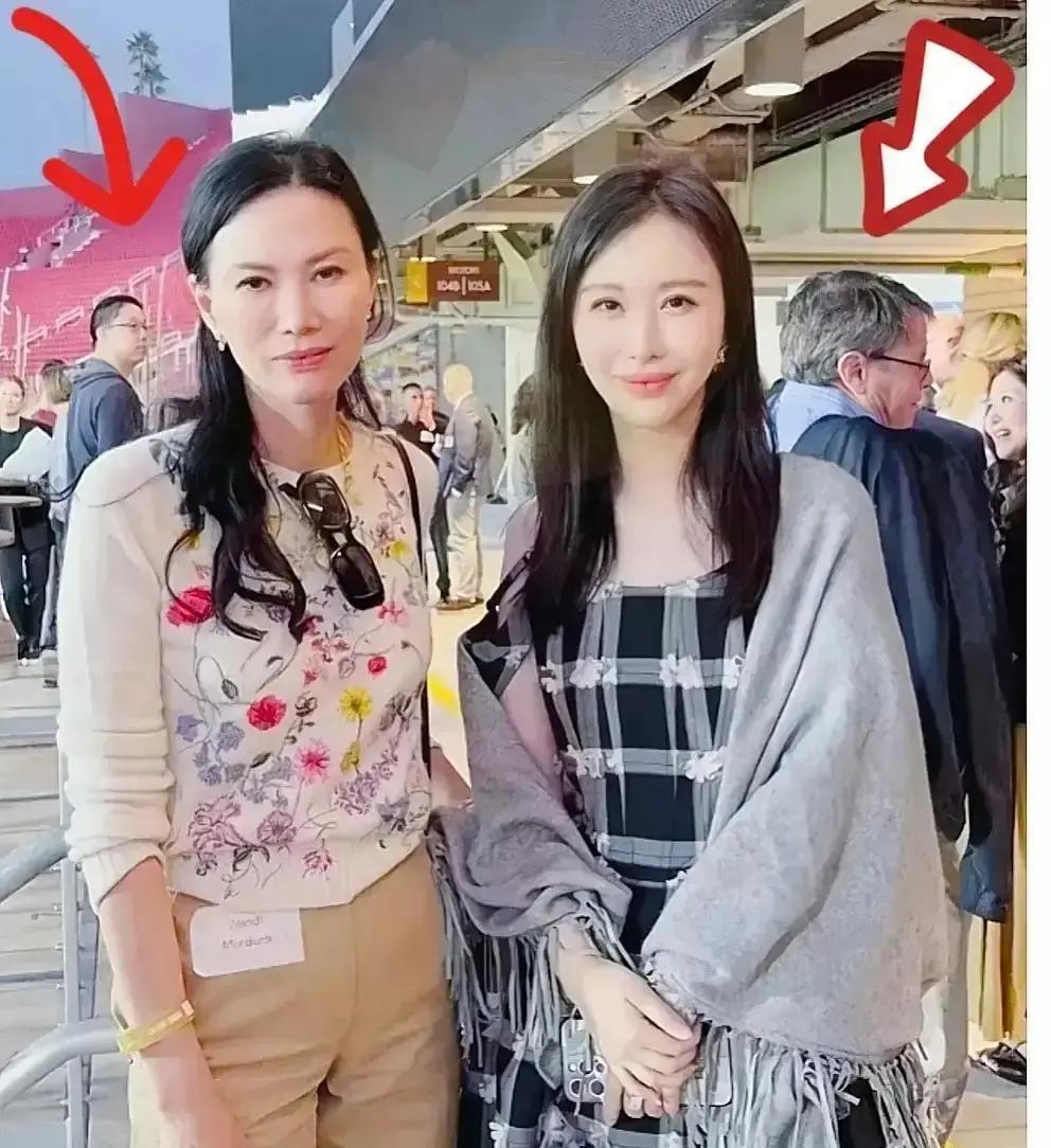 一顿饭定终身，12年前那碗汤还在沸2012年，冯仑攒局，王石第一次见田朴珺